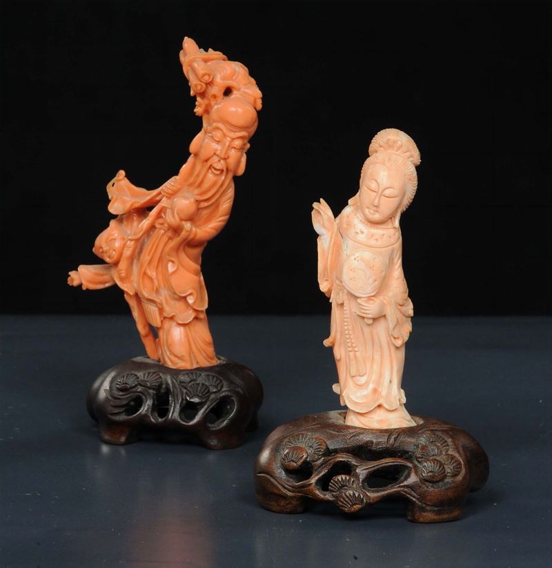 Due statuine in corallo rosa, Cina XX secolo  - Auction Oriental Art - Cambi Casa d'Aste
