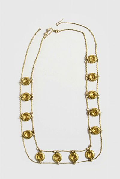 Collana in Stile Archeologico.
