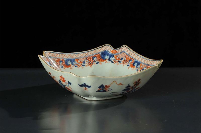 Insalatiera in porcellana Imari  - Auction Oriental Art - Cambi Casa d'Aste