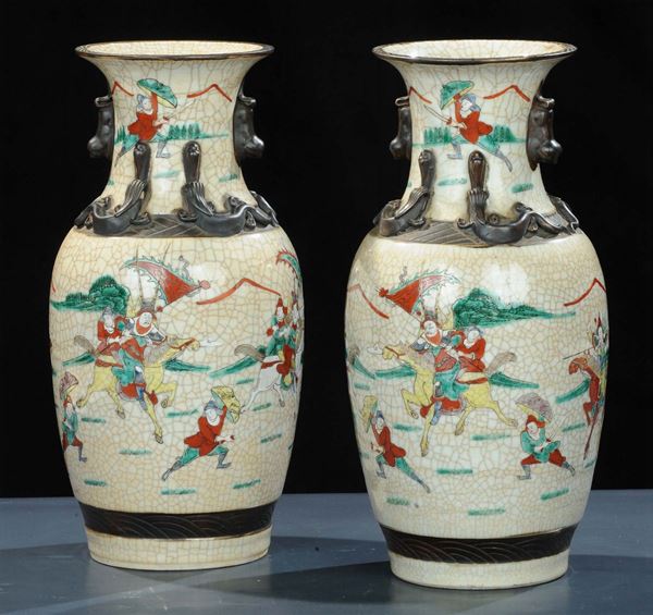 Coppia di vasi in porcellana, Giappone epoca liberty