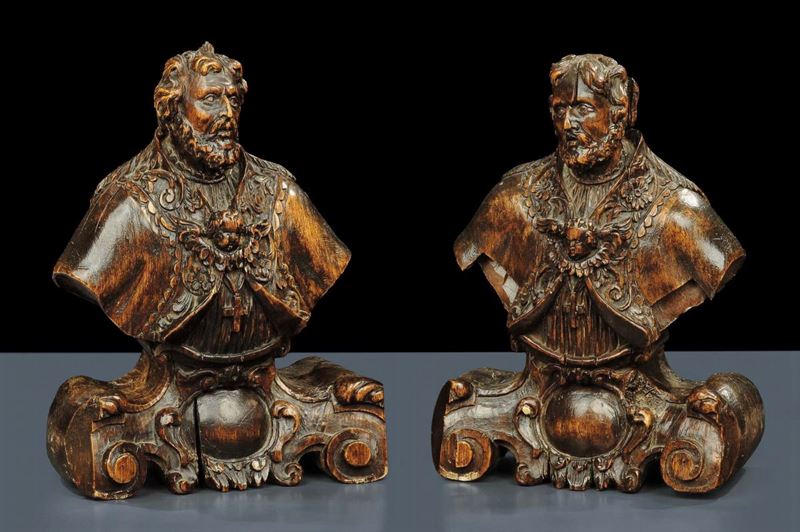Coppia di busti maschili in legno intagliato, XVIII-XIX secolo  - Auction Old Paintings and Furnitures - Cambi Casa d'Aste