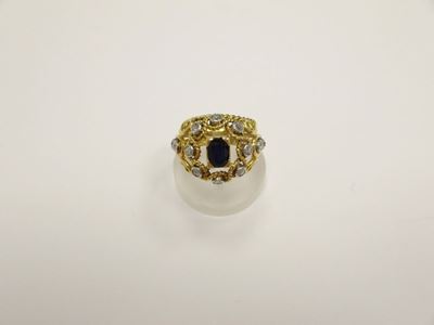 Anello con Zaffiro Australia e Piccoli Diamanti
