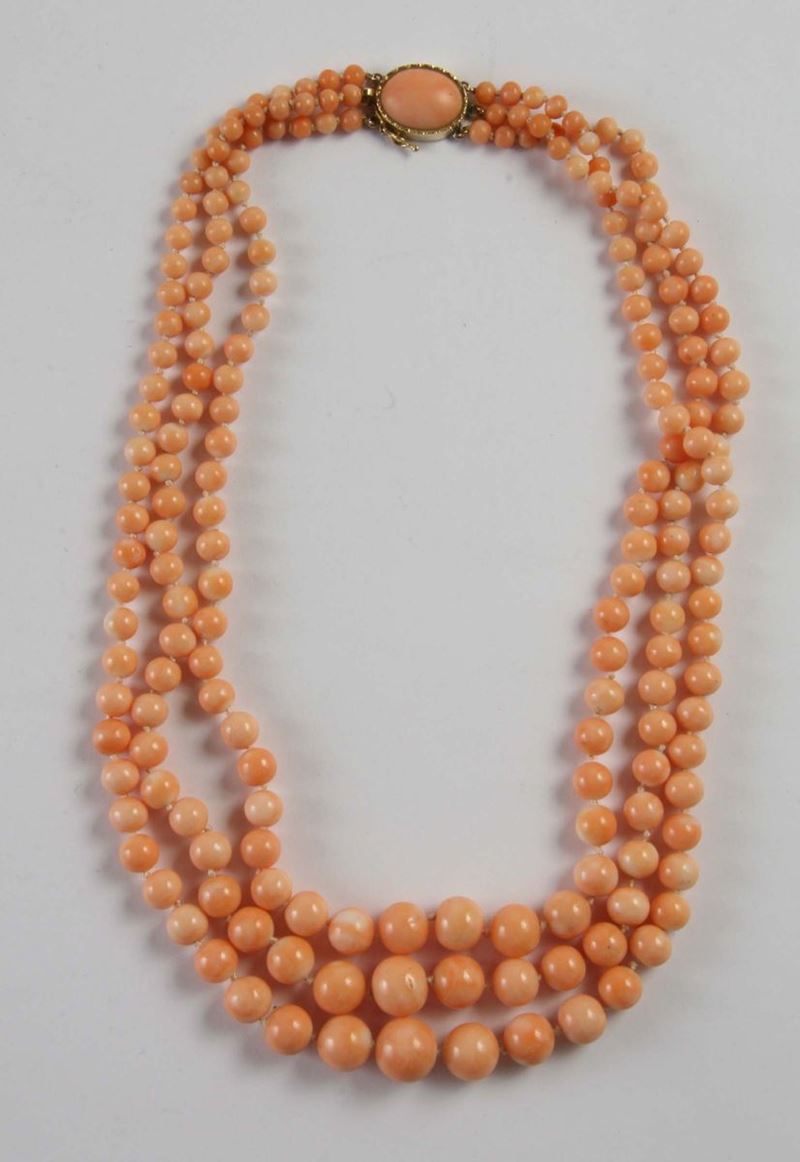 Collana corallo rosa del Pacifico  - Asta Gioielli, Argenti ed Orologi Antichi e Contemporanei - Cambi Casa d'Aste