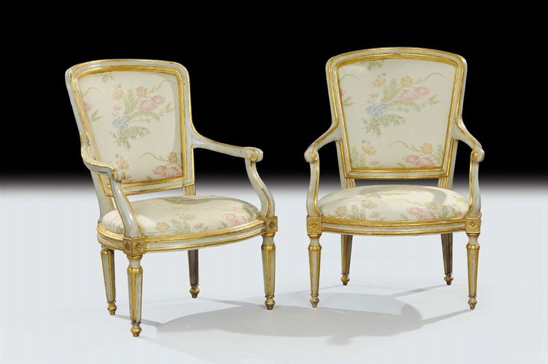 Coppia di poltrone in legno laccato e dorato, XVIII secolo  - Auction Old Paintings and Furnitures - Cambi Casa d'Aste