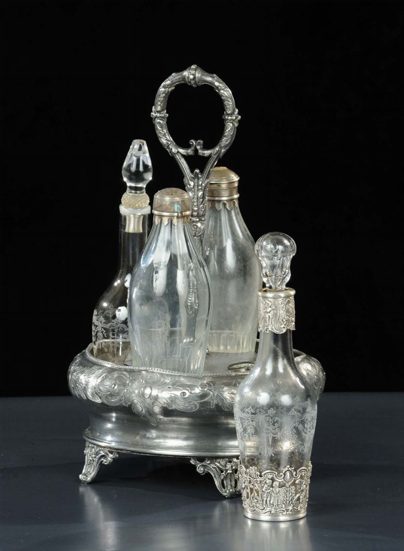 Oliera in peltro inciso, XX secolo  - Auction Old Paintings and Furnitures - Cambi Casa d'Aste