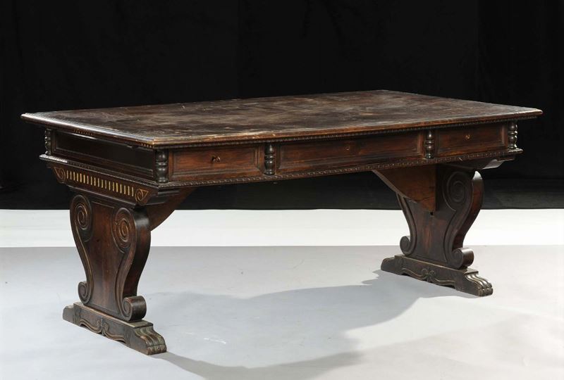 Tavolo in noce, XX secolo  - Auction Old Paintings and Furnitures - Cambi Casa d'Aste