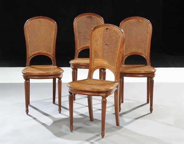 Quattro sedie con seduta e schienale in canneté, fine XIX secolo