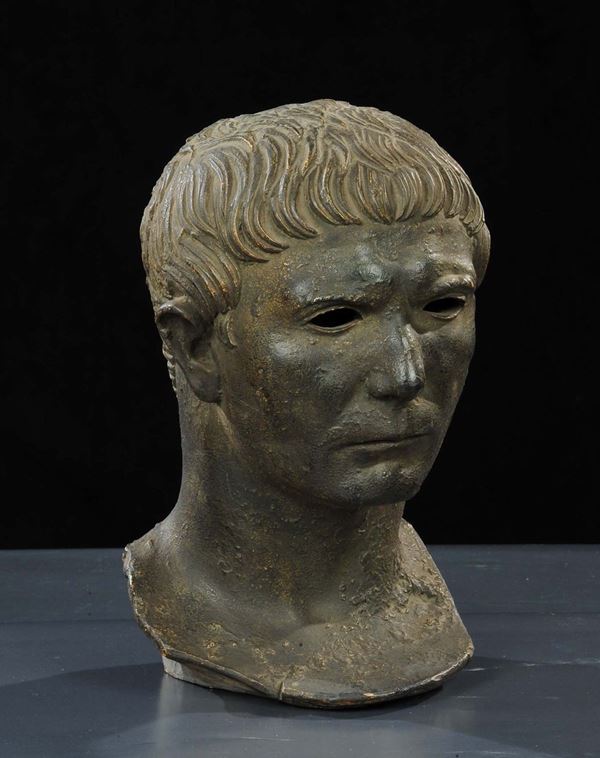 Testa maschile a finto bronzo in stile classico, Napoli XIX secolo