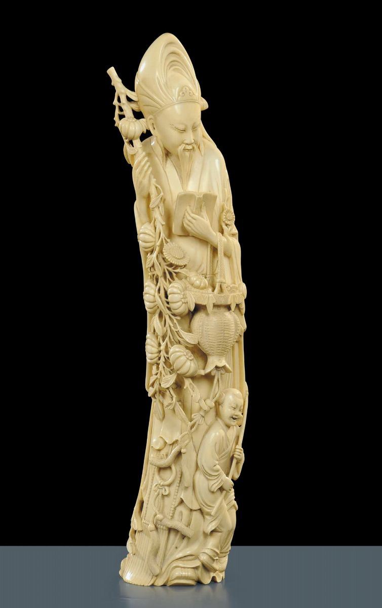 Scultura in avorio finemente scolpito, XIX secolo  - Auction Oriental Art - Cambi Casa d'Aste