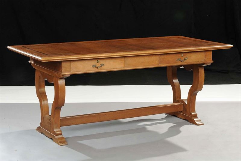 Scrivania in noce, XX secolo  - Auction Old Paintings and Furnitures - Cambi Casa d'Aste