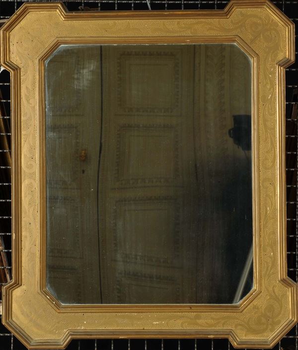 Lotto di due specchiere diverse, XX secolo