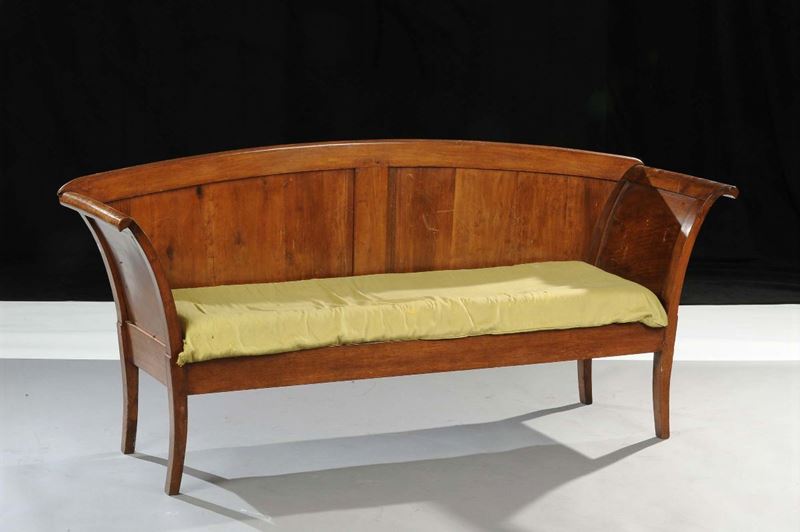 Divanetto Direttorio in noce, inizio XX secolo  - Asta Antiquariato e Dipinti Antichi - Cambi Casa d'Aste