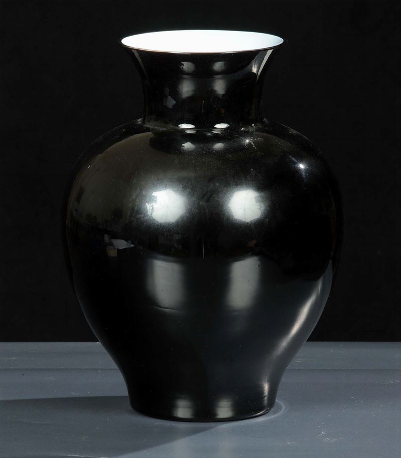 Vaso in vetro nero Barovier e Toso  - Asta Antiquariato e Dipinti Antichi - Cambi Casa d'Aste
