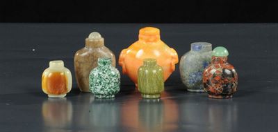 Sette Snuff Bottles in Marmo e Pietre Semipreziose, Cina XX Secolo