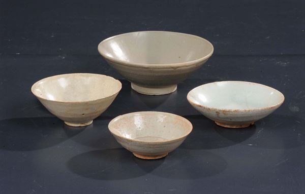 Quattro ciotoline in ceramica, epoca Song (960-1279)