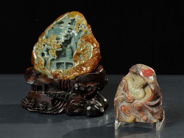 Due sculture in giada diverse, Cina