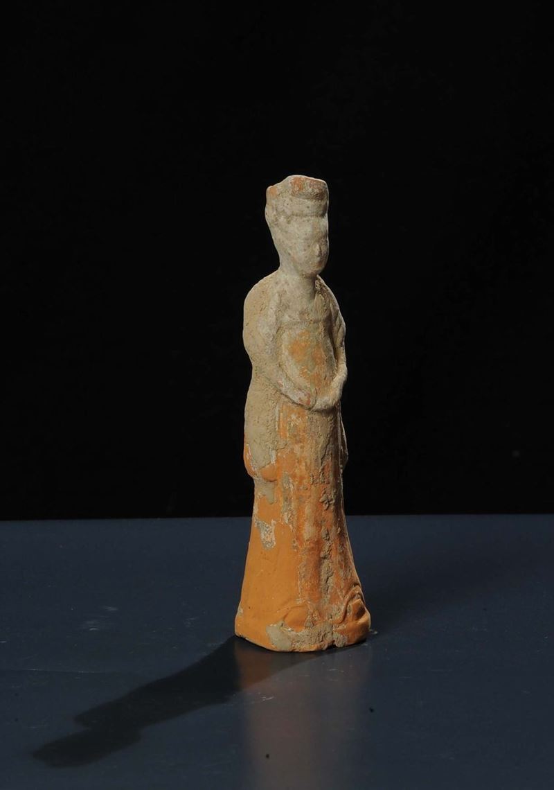 Personaggio tombale in terracotta, dinastia Tang (618-907)  - Auction Oriental Art - Cambi Casa d'Aste