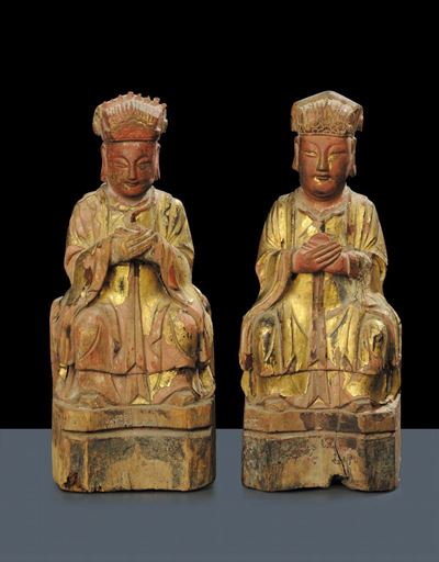 Coppia di Statuette Lignee Dorate, Cina 1670