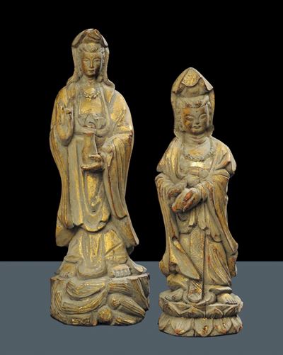 Coppia di Statuette Lignee Dorate, Cina 1890