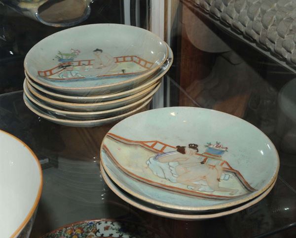 Sette piatti in porcellana, Giappone XIX secolo