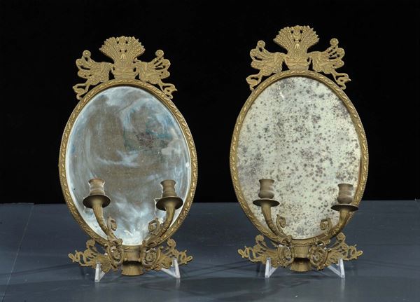 Coppia di ventoline a due luci in bronzo dorato, Francia XIX secolo