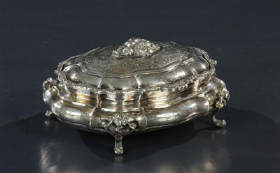 Scatolina in Argento di Forma Schiacciata