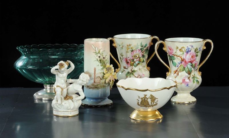 Lotto di oggetti in ceramica e vetro, XX secolo  - Auction Old Paintings and Furnitures - Cambi Casa d'Aste