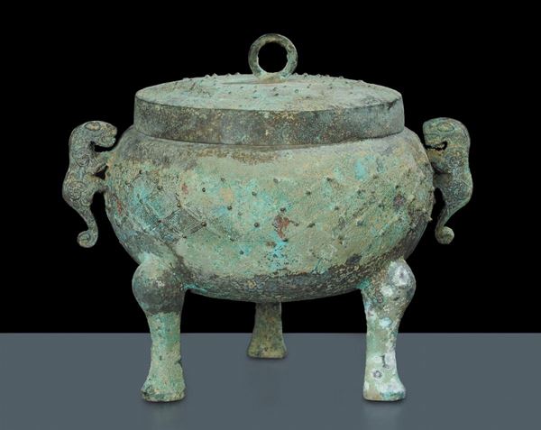 DING con coperchio in bronzo, riferibile dinastia Zhou (1122-771 a.C.)