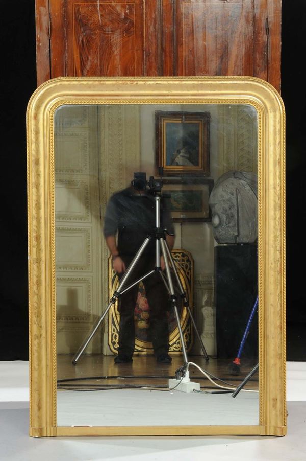 Caminiera in legno intagliato e dorato, XIX secolo