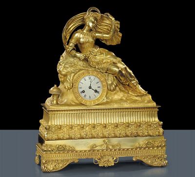 Orologio a Pendolo da Tavolo in Bronzo Dorato, Francia XIX Secolo
