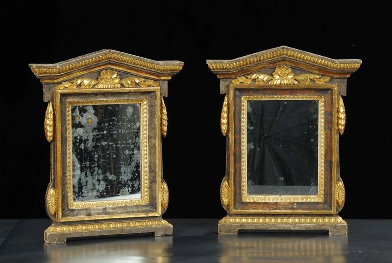 Coppia di cartaglorie a tempietto in legno, XIX secolo  - Asta Antiquariato e Dipinti Antichi - Cambi Casa d'Aste