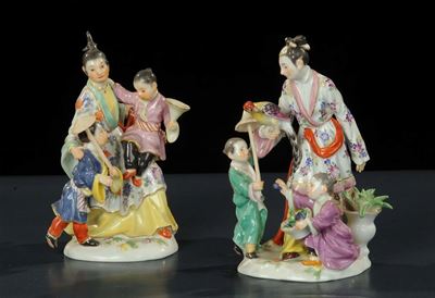 Due Piccoli Gruppi in Porcellana Raffigutanti Scene Orientali, Meissen XX Secolo
