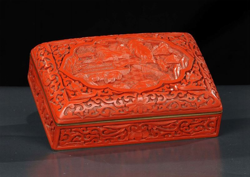 Scatola in lacca rossa, Cina inizi XX secolo  - Auction Oriental Art - Cambi Casa d'Aste