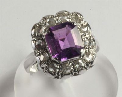 Anello con Ametista e Diamanti