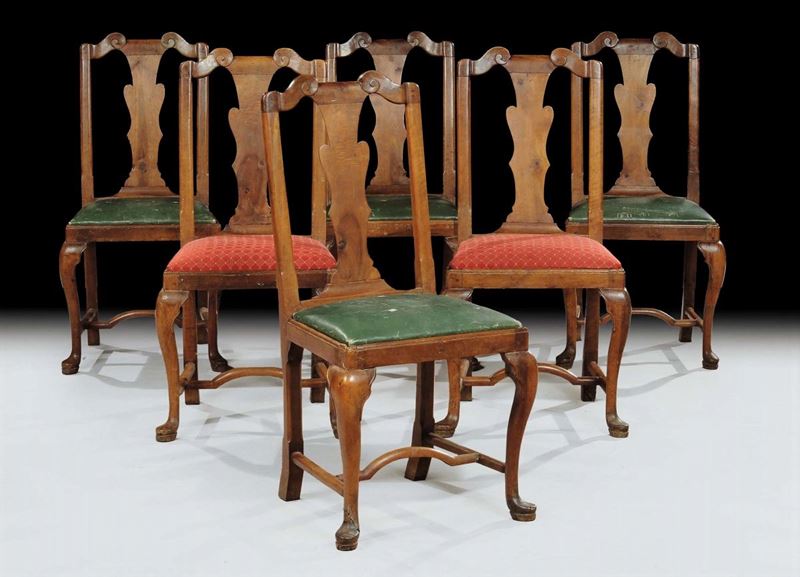 Sei sedie in noce con schienale a cartella, XVIII secolo  - Asta Antiquariato e Dipinti Antichi - Cambi Casa d'Aste
