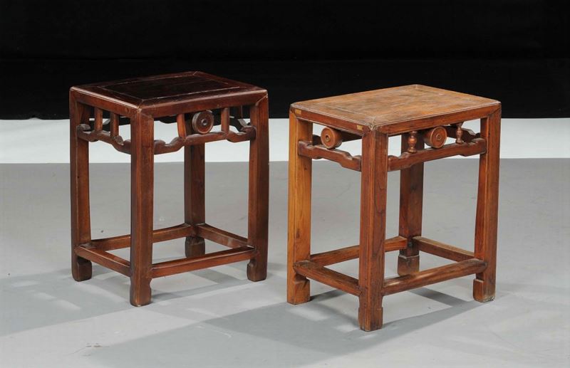 Coppia di panchetti in legno massello, Cina XX secolo  - Asta Arte Orientale - Cambi Casa d'Aste