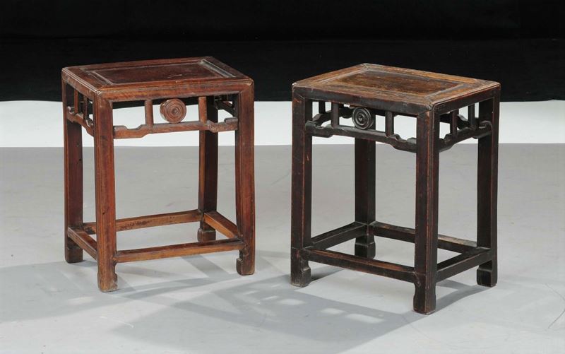 Coppia di panchetti in legno massello, Cina XX secolo  - Auction Oriental Art - Cambi Casa d'Aste