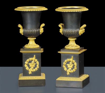 Coppia di Crateri Impero in Bronzo Dorato e Brunito, XIX Secolo