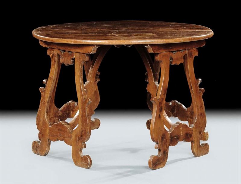 Coppia di mezzi tavoli in noce, XVIII secolo  - Asta Antiquariato e Dipinti Antichi - Cambi Casa d'Aste