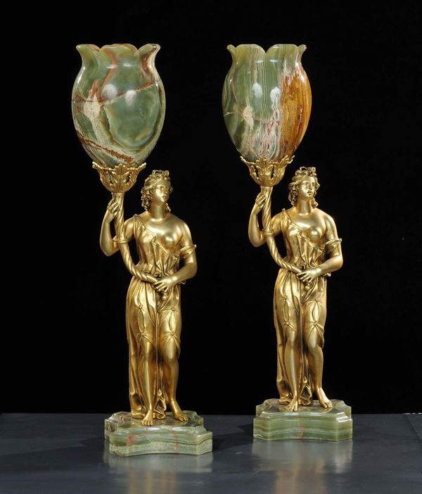 Coppia di lampade in bronzo dorato e onice, XIX secolo