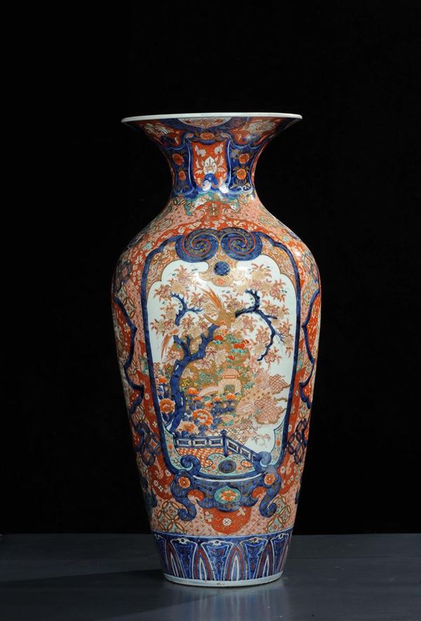 Grande vaso in porcellana Imari, Giappone XIX secolo