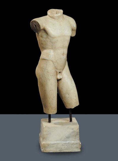 Elemento di Fontana in Marmo Raffigurante Torso Maschile