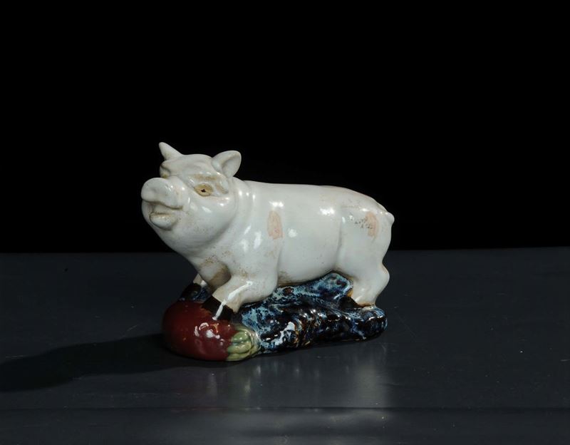 Maiale in porcellana bianca, Cina XIX secolo  - Auction Oriental Art - Cambi Casa d'Aste