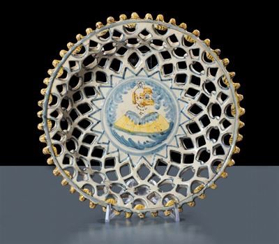 Crespina in Maiolica con Decoro Policromo, Laterza (?) XVII Secolo