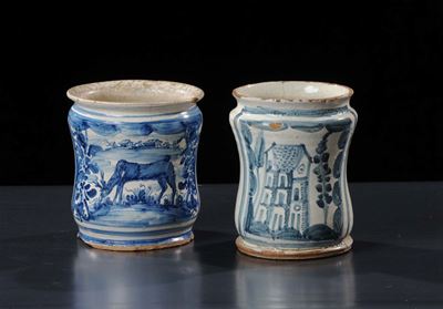 Due Albarelli Differenti in Maiolica Bianca, Italia Meridionale XVIII Secolo