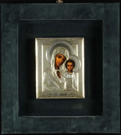 Icona Raffigurante Madonna con Bambino, Russia XIX Secolo