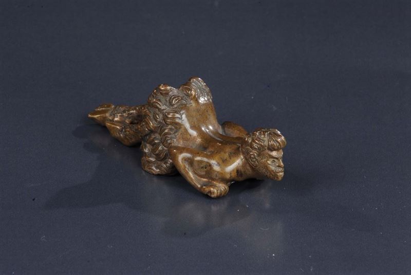 Bronzo raffigurante faunetto sdraiato, Francia XIX secolo  - Asta Antiquariato, Argenti e Dipinti Antichi - Cambi Casa d'Aste