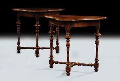 Errata Corrige Non XVIII Secolo ma Xixcoppia di Tavoli Console in Noce, Centro Italia XVIII Secol...
