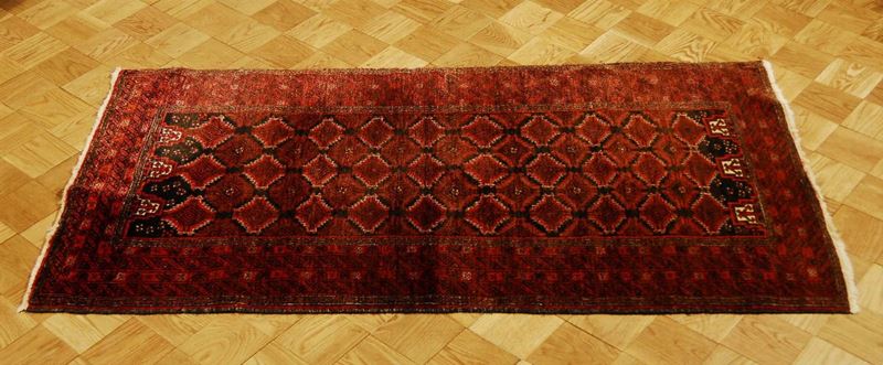 Tappeto Baluch, XX secolo  - Asta Antiquariato e Dipinti Antichi - Cambi Casa d'Aste