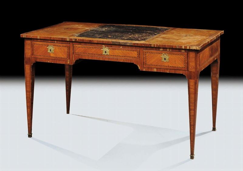 Scrittoio in stile Luigi XVI a tre cassetti, XIX secolo  - Auction Old Paintings and Furnitures - Cambi Casa d'Aste